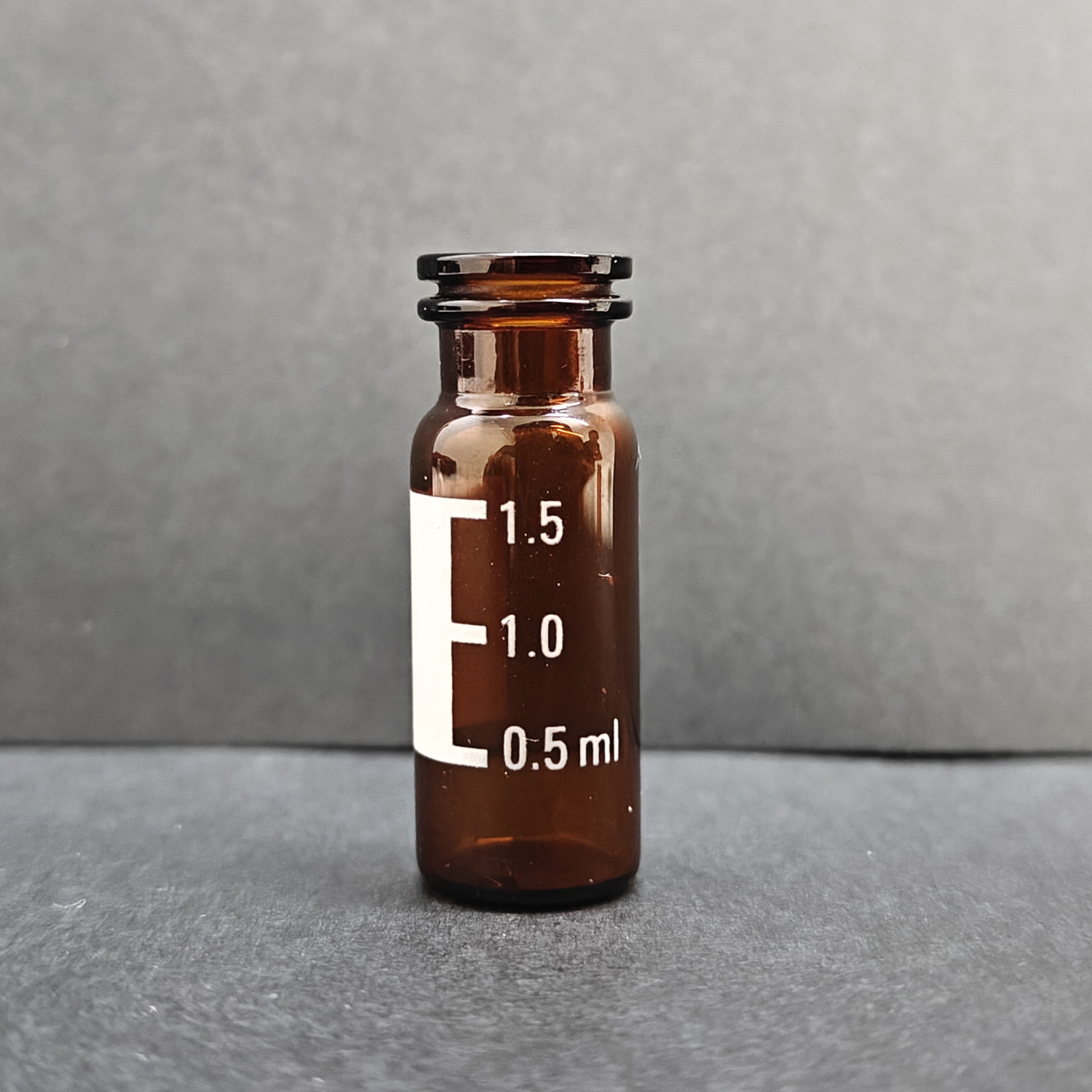 Amber Snap Vial