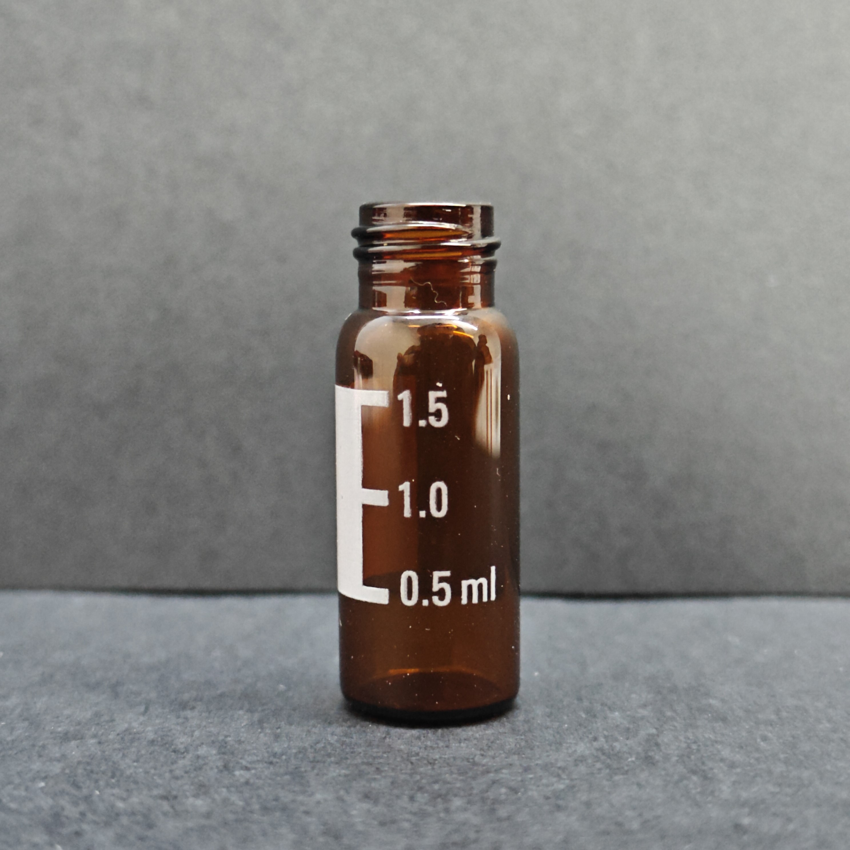 Amber Screw Vial